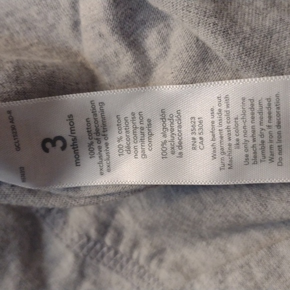 Baby Carter's Onesy shorts with hood size 3months... - Picture 8 of 8